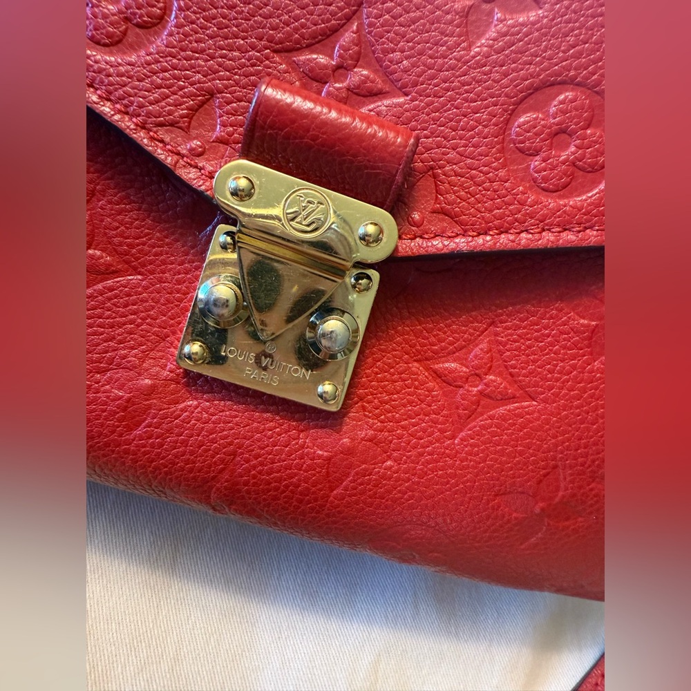 Louis Vuitton Pochette Métis Empreinte Red Scarlet | Full Set | Excellent - Picture 16 of 16